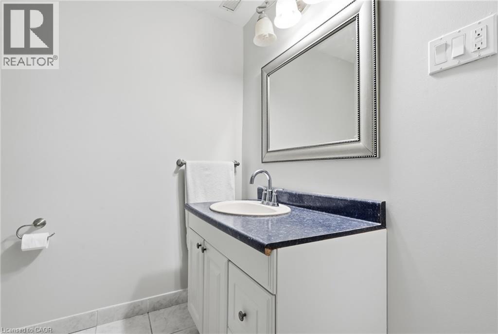 79 LYNNETTE Drive - Image 40