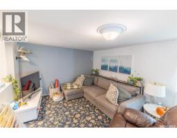 173 3rd Avenue W, Central Butte, SK S0H0T0 Photo 21