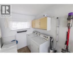 173 3rd Avenue W, Central Butte, SK S0H0T0 Photo 25