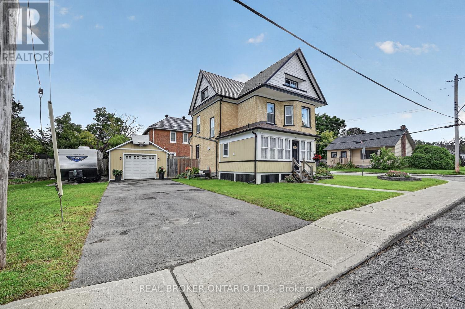 27 ABEL STREET - 2