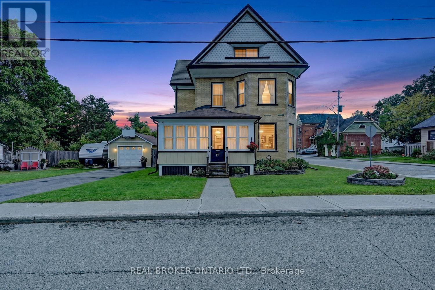 27 ABEL STREET - 30
