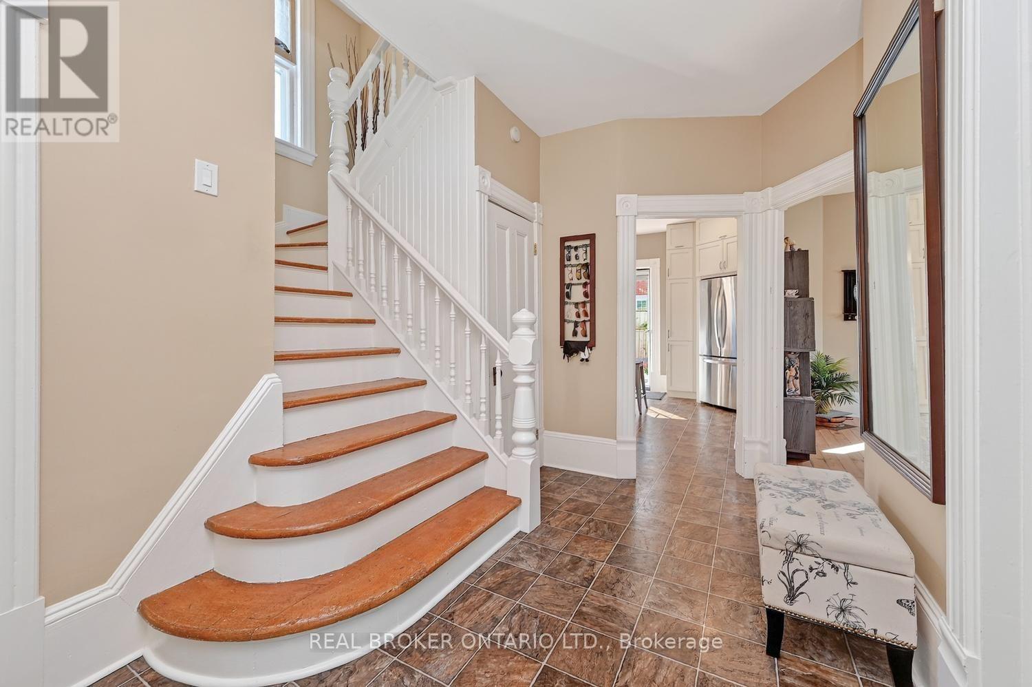 27 ABEL STREET - 6