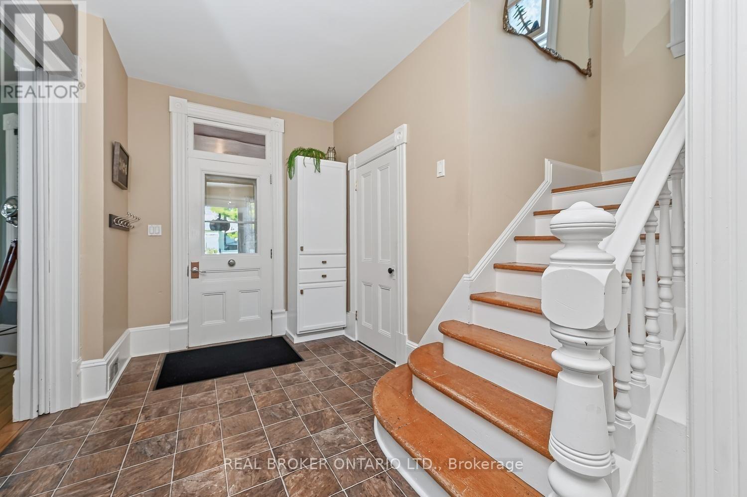 27 ABEL STREET - 7