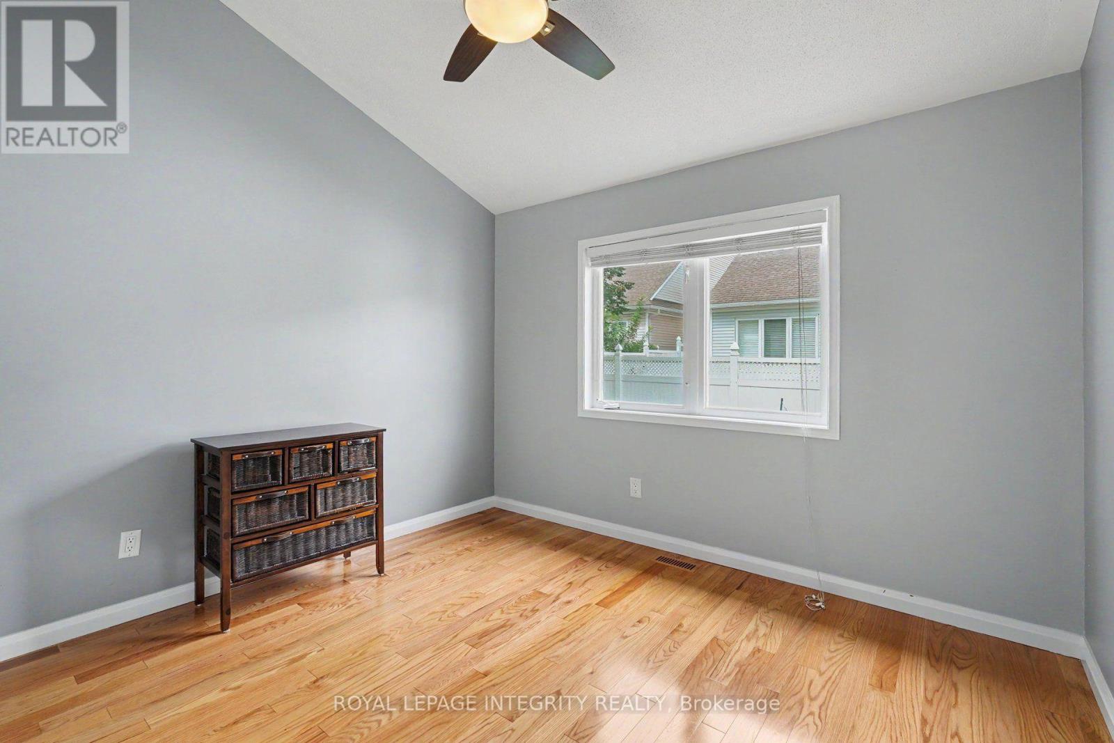50 BAYPOINTE CRESCENT - 22