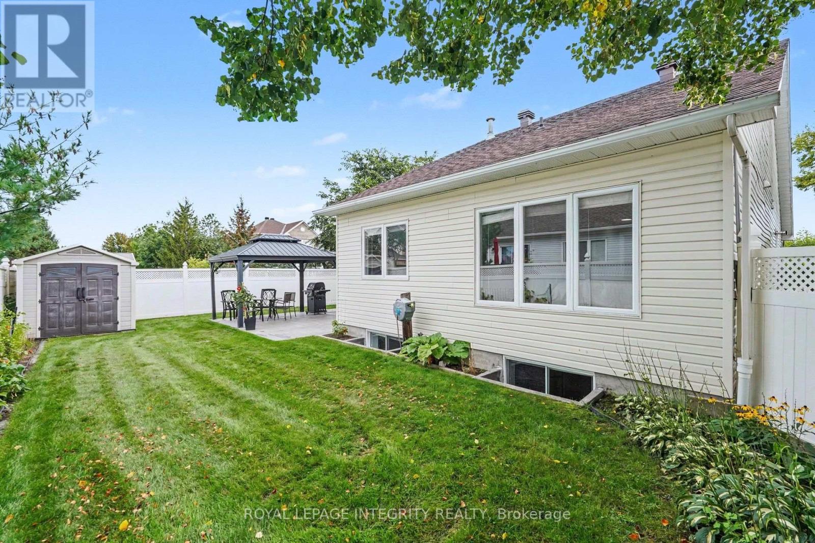 50 BAYPOINTE CRESCENT - Image 29