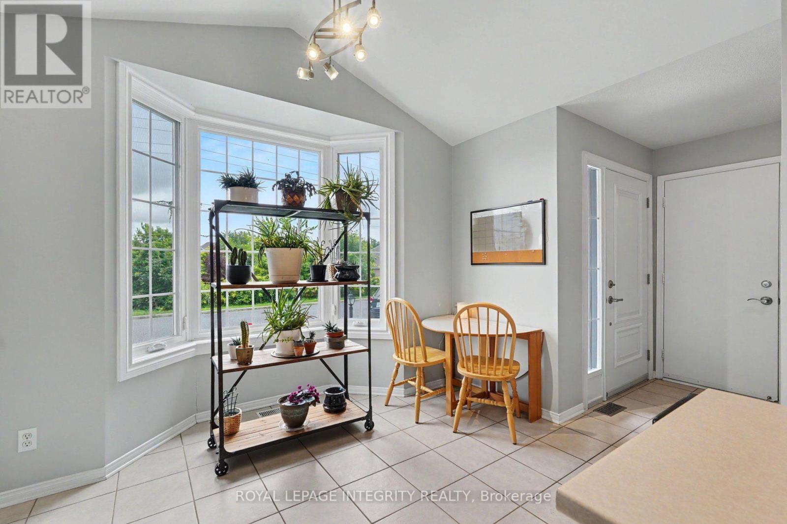50 BAYPOINTE CRESCENT - 9