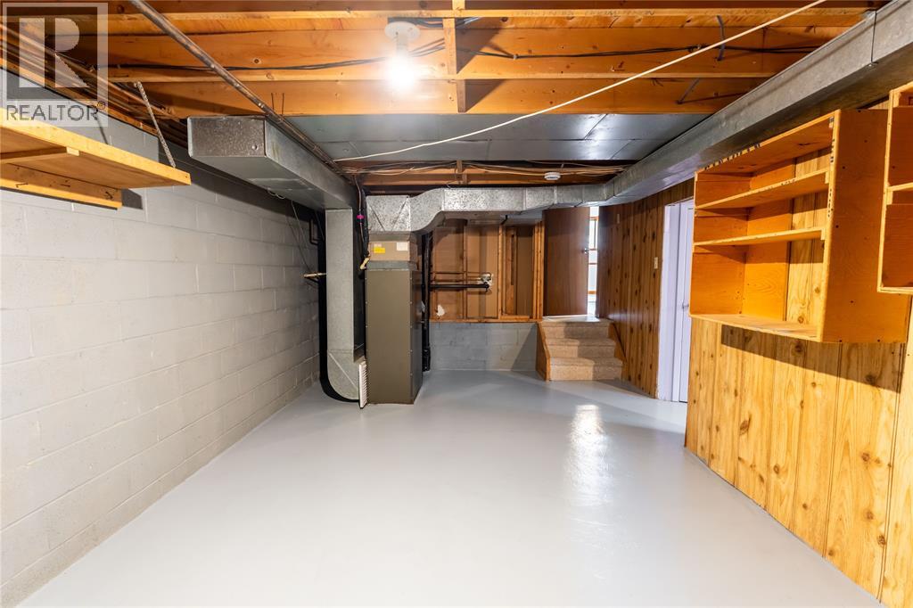 731 HILLARY STREET - 24