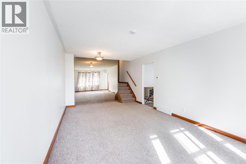 731 HILLARY STREET - Image 4