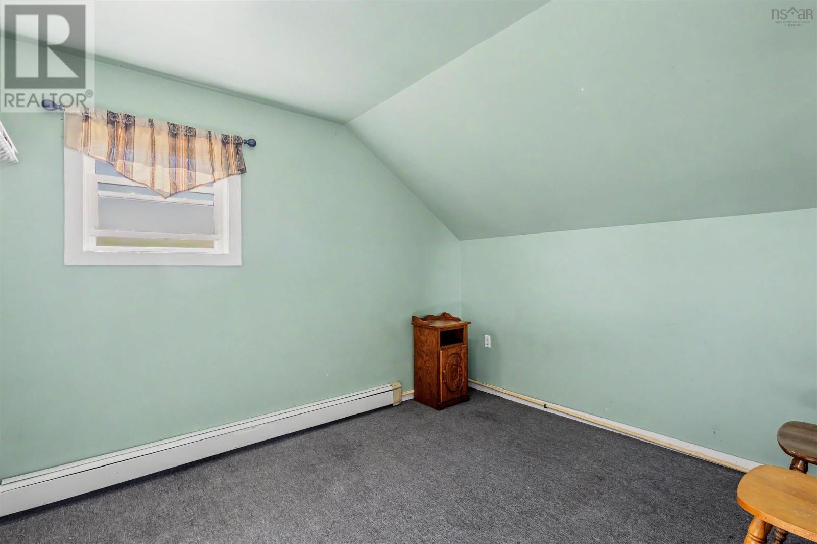 #60 Centre Avenue - Image 22