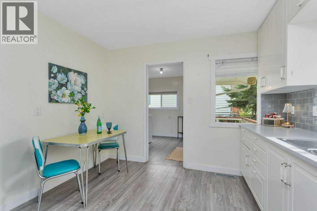 Listing photo – 4646 53 Avenue, Rimbey