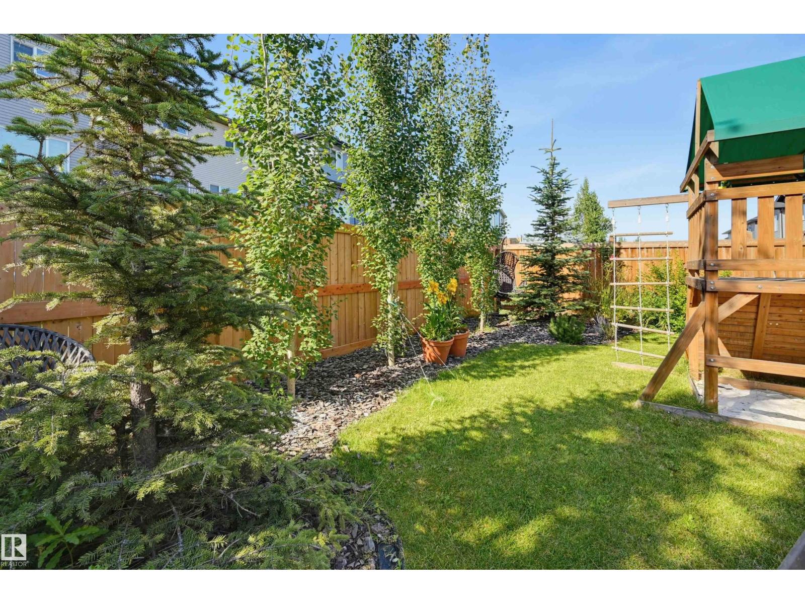 724 KINGLET BV NW - 42