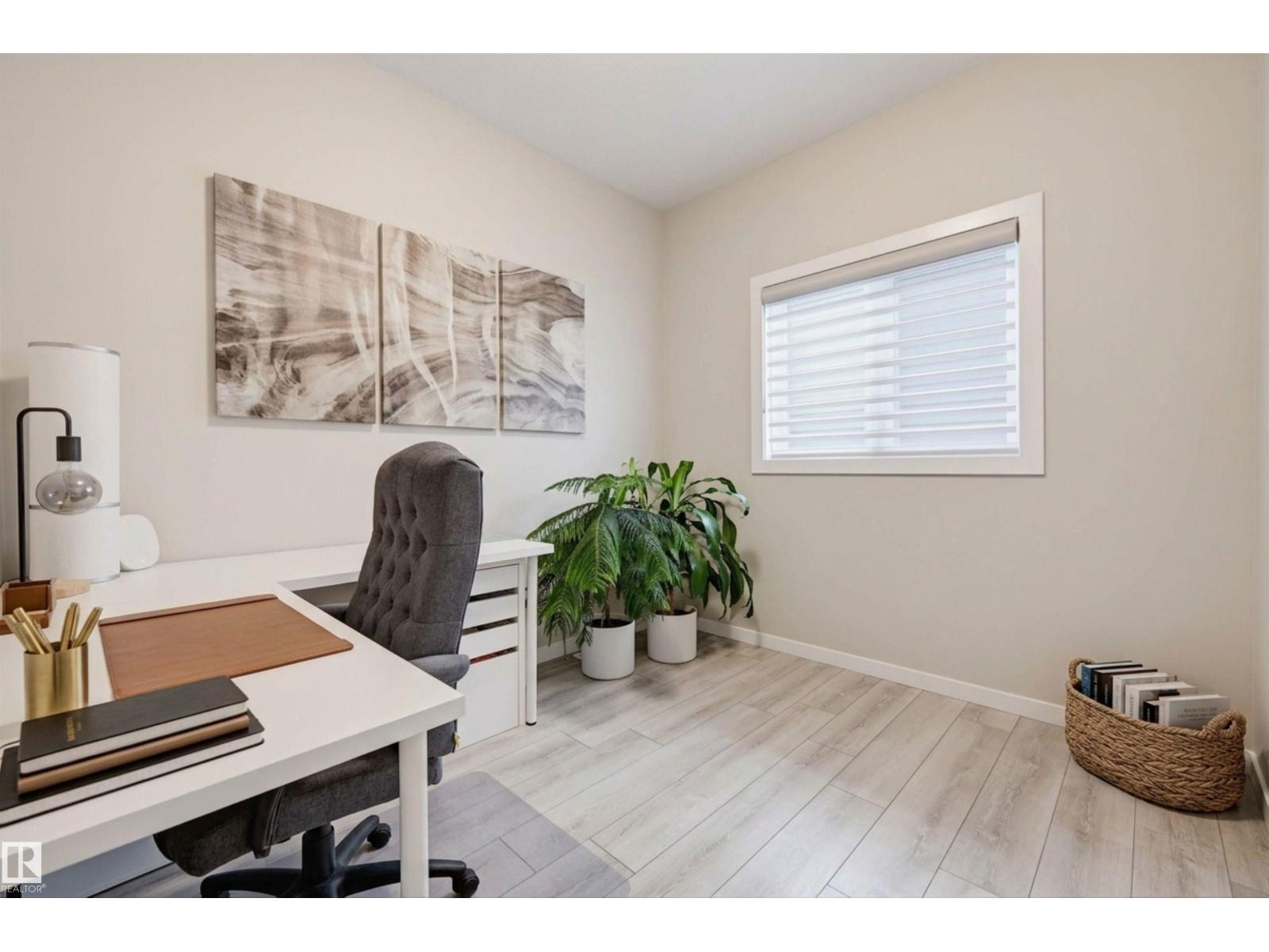 724 KINGLET BV NW - 5