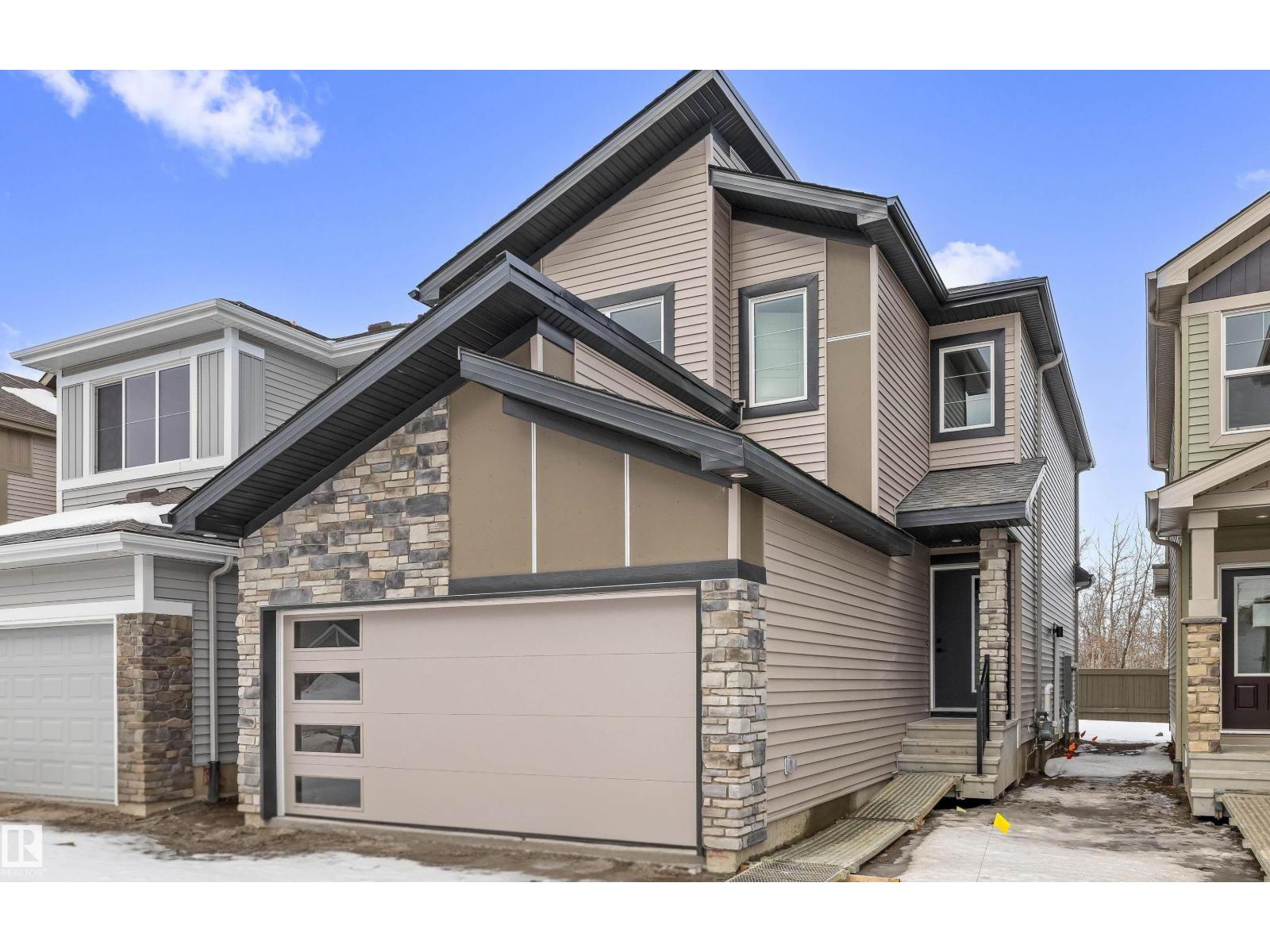 8724 183 AV NW - 2