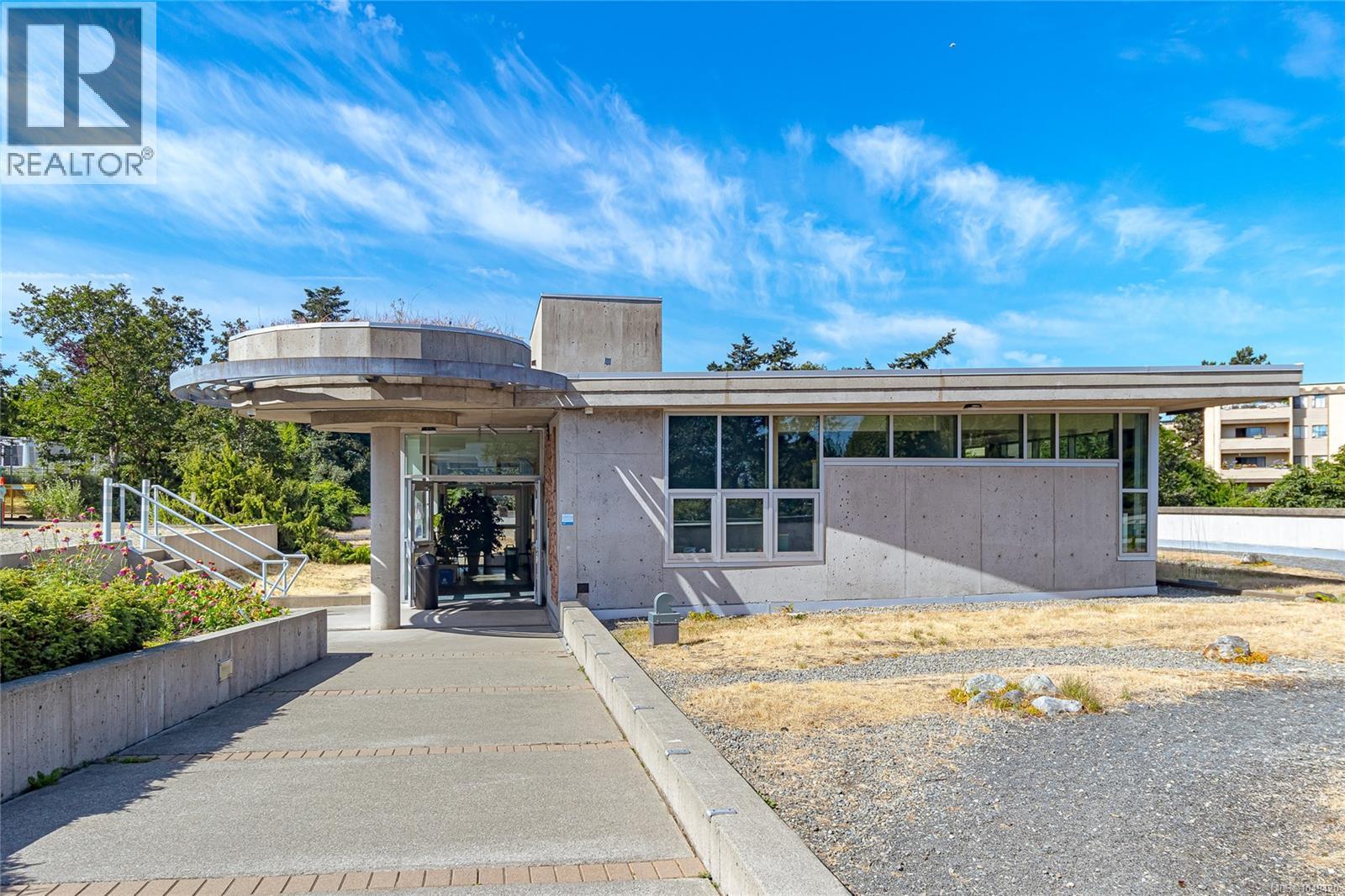 3145 Balfour Ave - 66