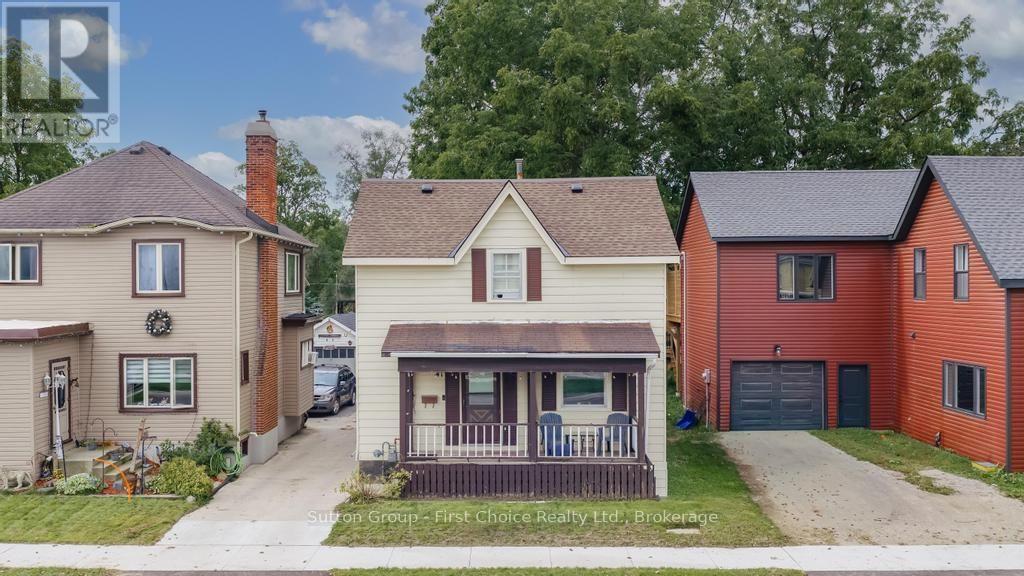 41 GODERICH STREET W - 2