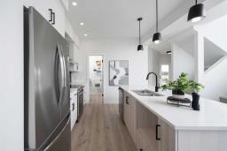 328 Desrosiers Drive E, Winnipeg, MB R2C5V4 Photo 8