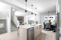 328 Desrosiers Drive E, Winnipeg, MB R2C5V4 Photo 13