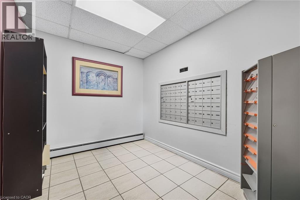 #409 10 JOHN Street W - Image 34