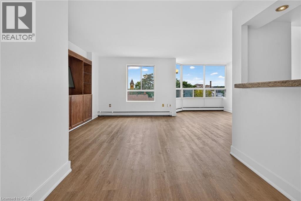 #409 10 JOHN Street W - 7