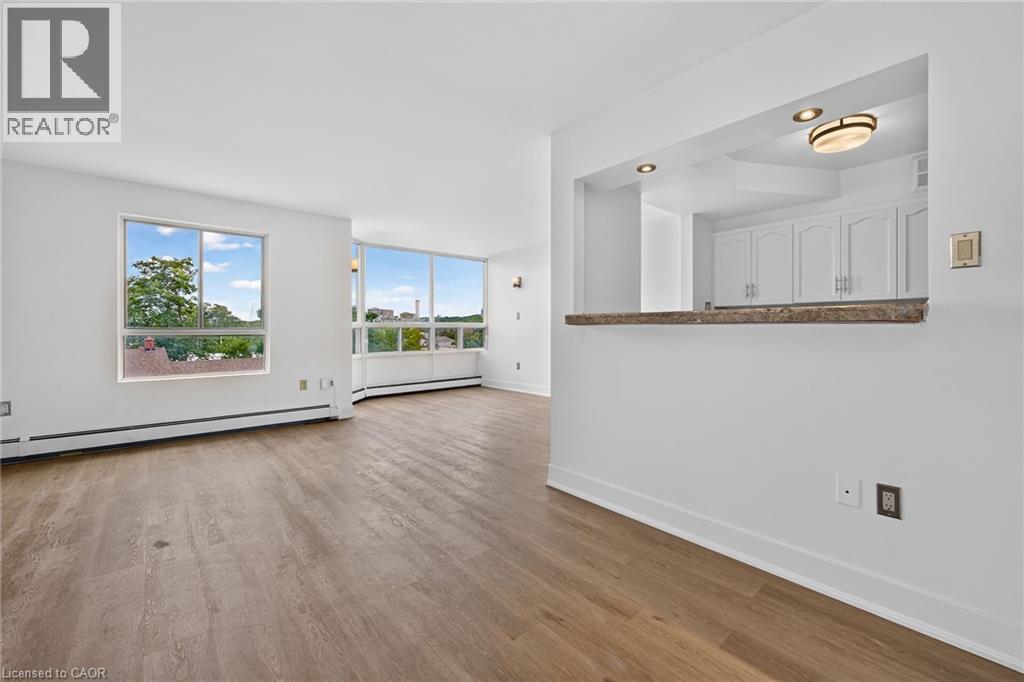 #409 10 JOHN Street W - 8