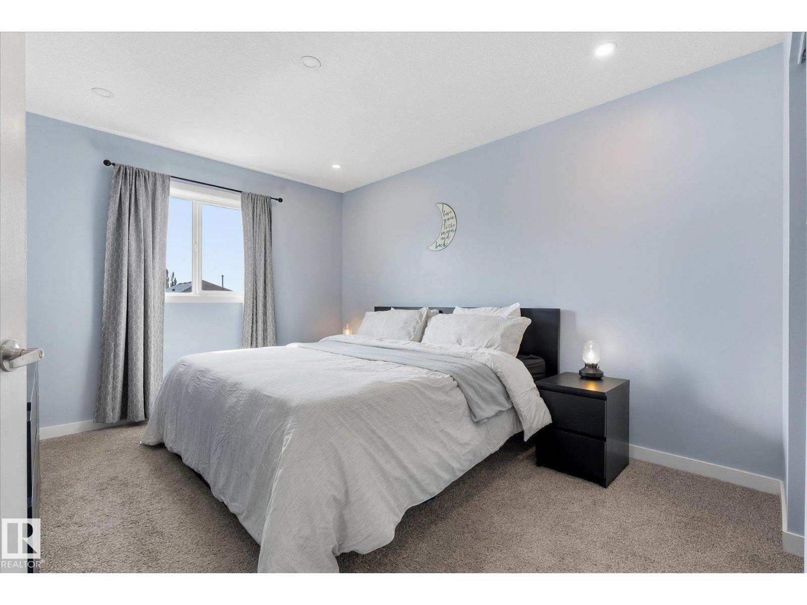 2109 37 AV NW - 18