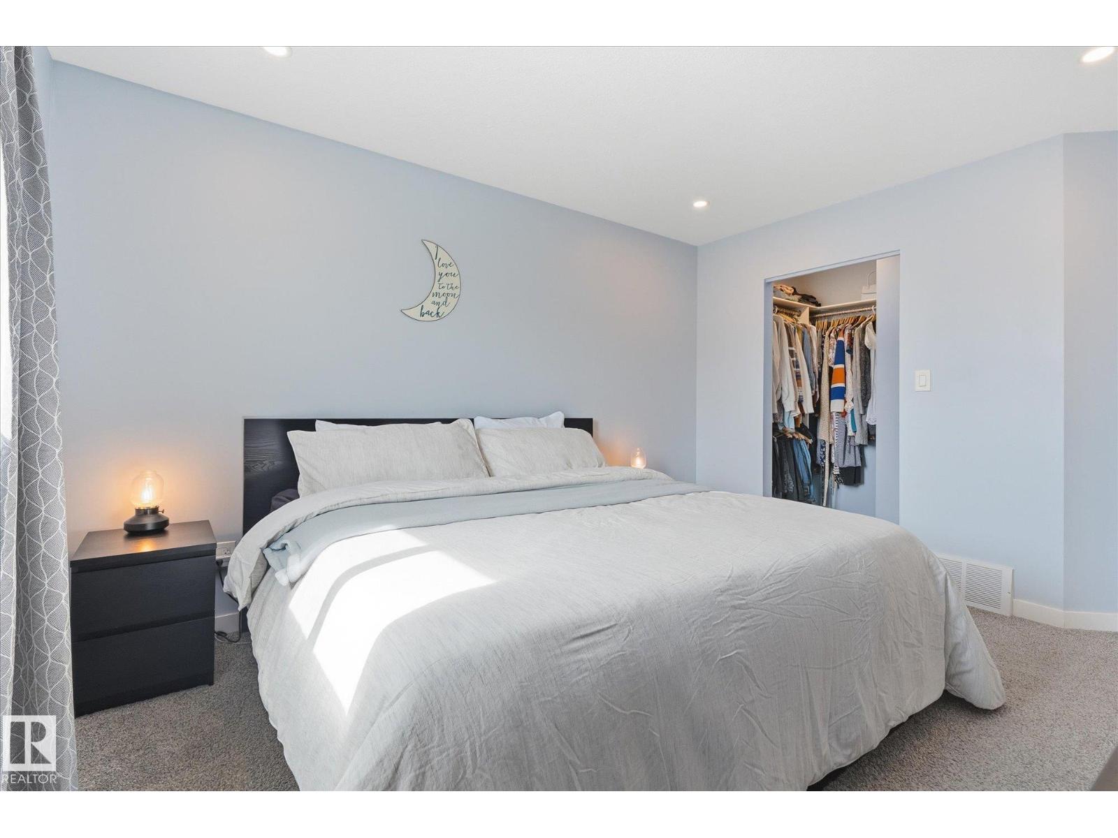 2109 37 AV NW - 19