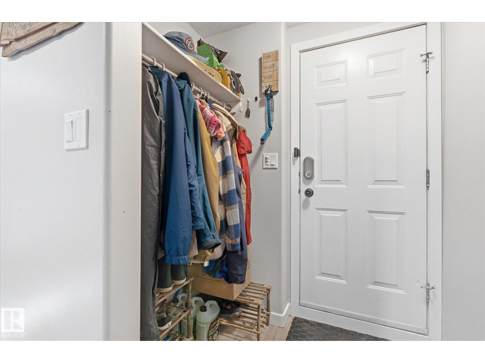 2109 37 AV NW - 33