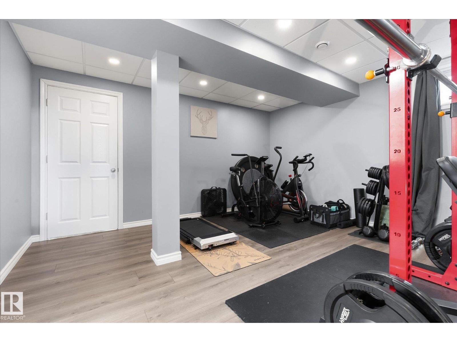 2109 37 AV NW - 37