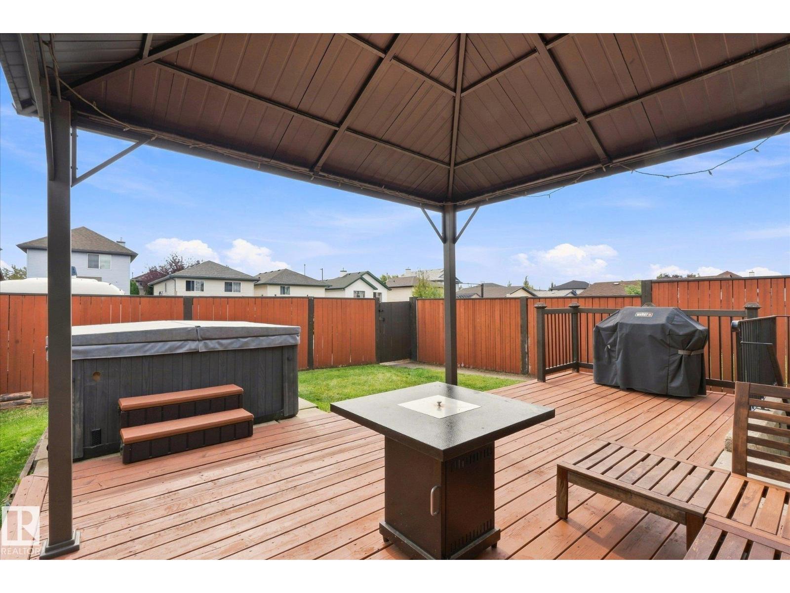 2109 37 AV NW - 44