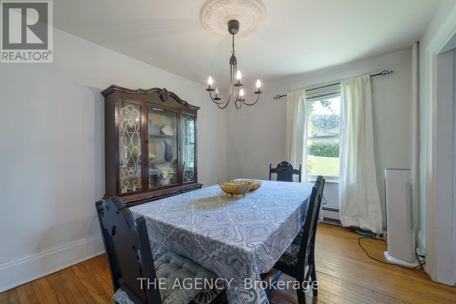 310 RIDOUT STREET - 11