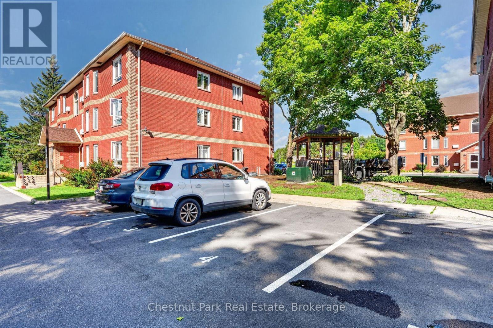 #302 661 CEDAR LANE - 22
