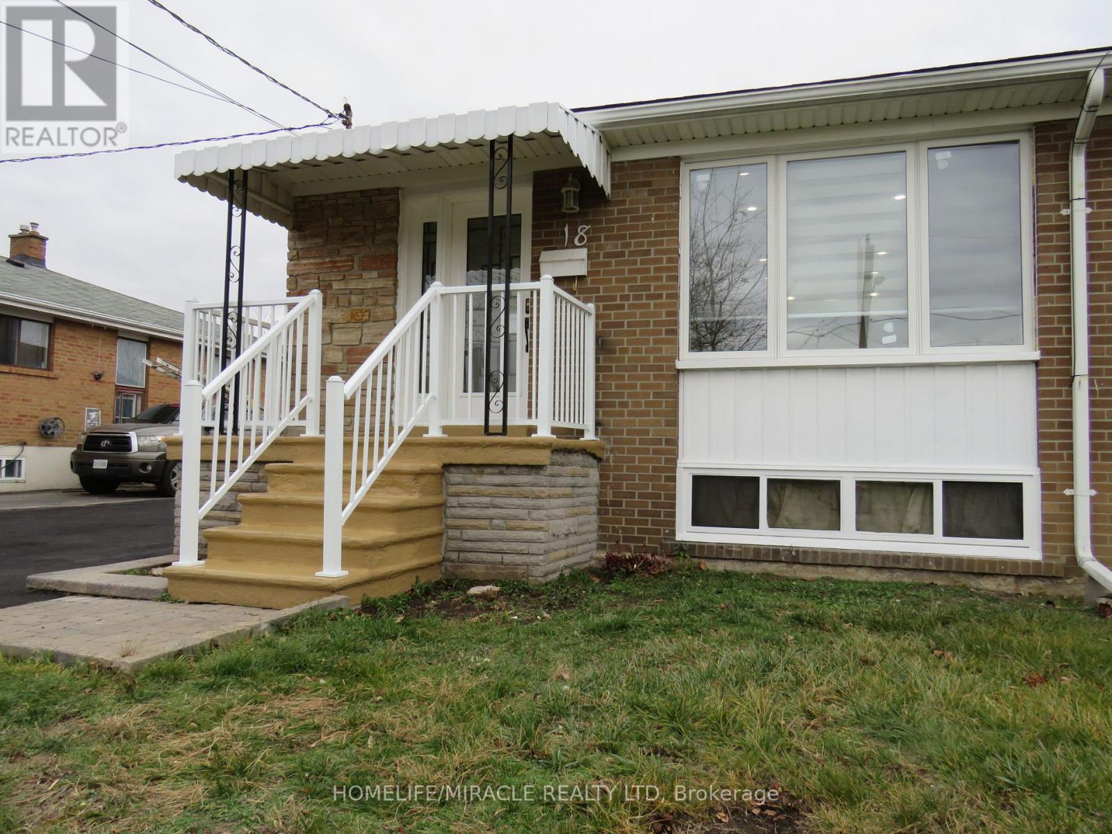 18 RUBYDALE GARDENS - 3