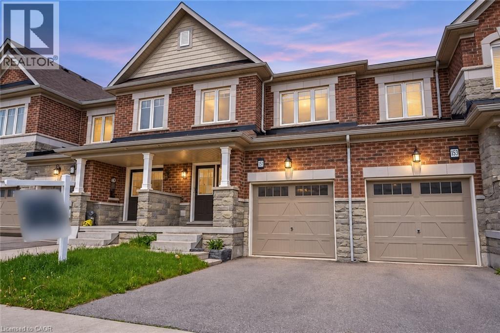 457 QUEEN MARY Drive - 1