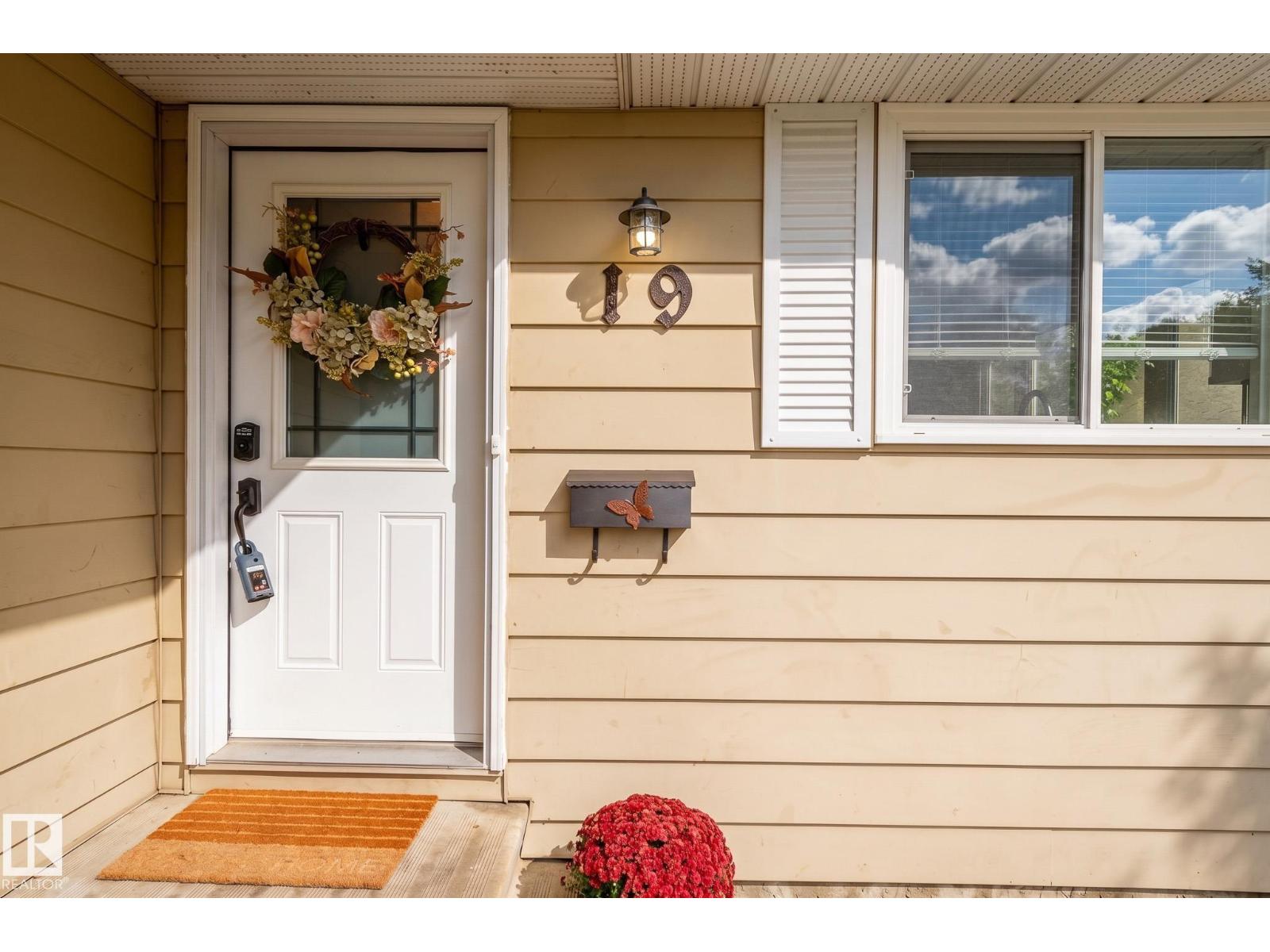 19 WESTLAKE DR - 5