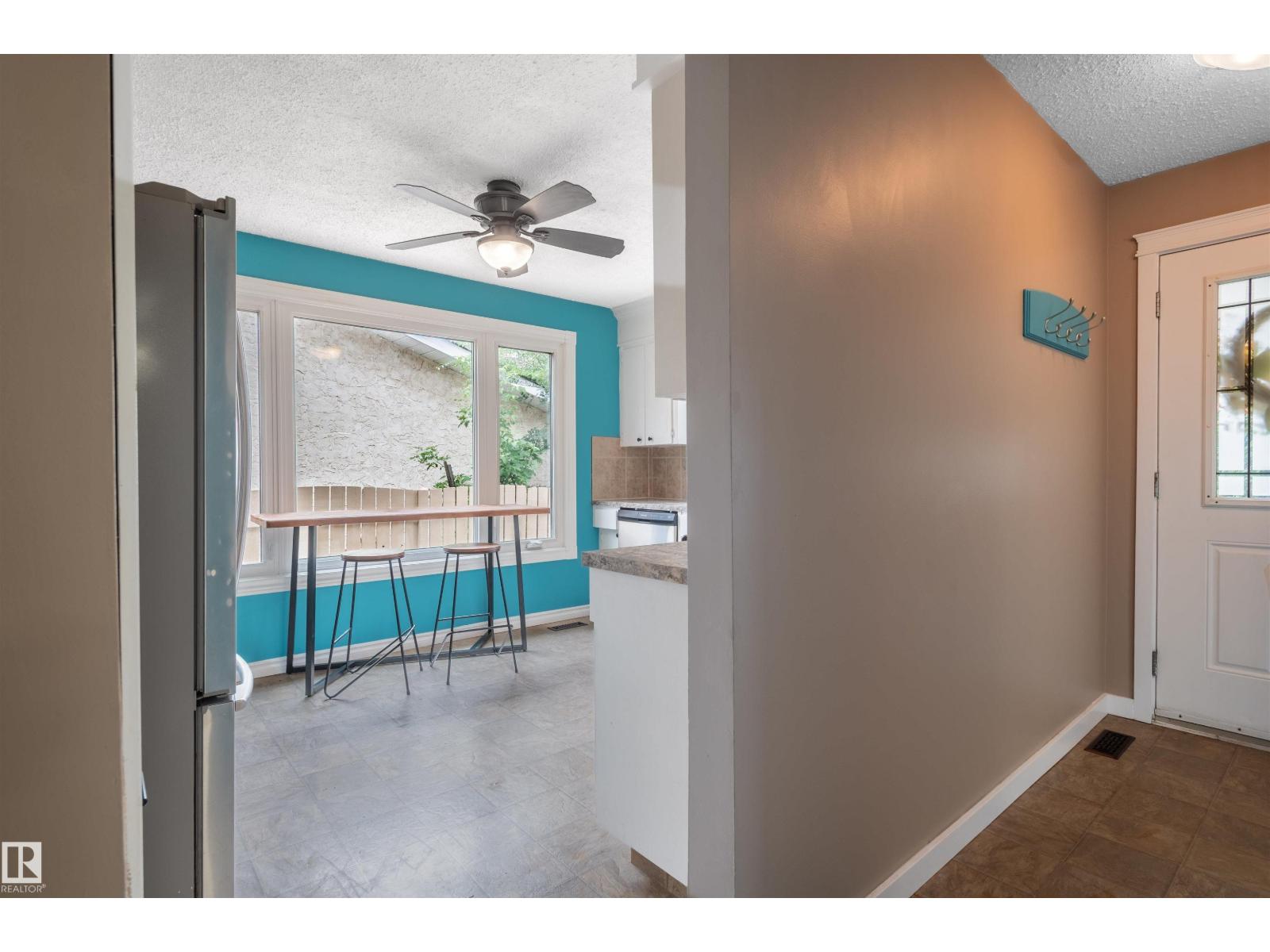 19 WESTLAKE DR - 15