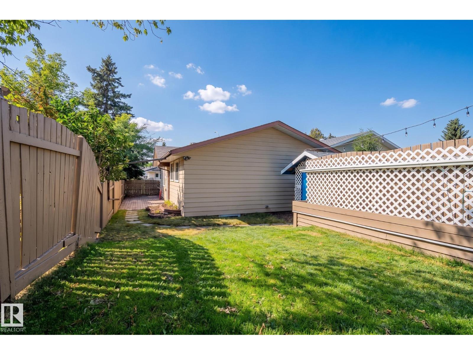 19 WESTLAKE DR - 64