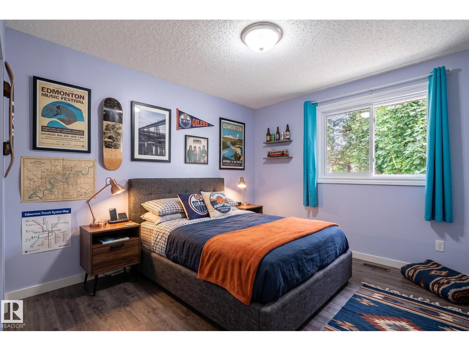 19 WESTLAKE DR - 25