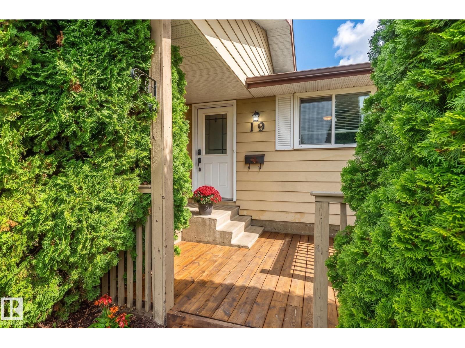 19 WESTLAKE DR - 3