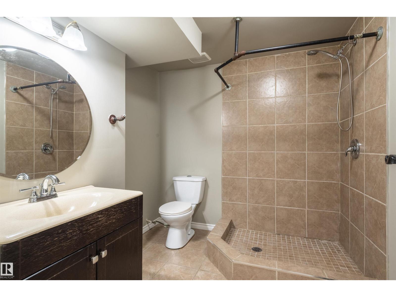 19 WESTLAKE DR - 56