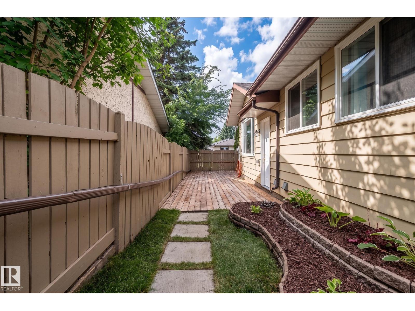 19 WESTLAKE DR - 62