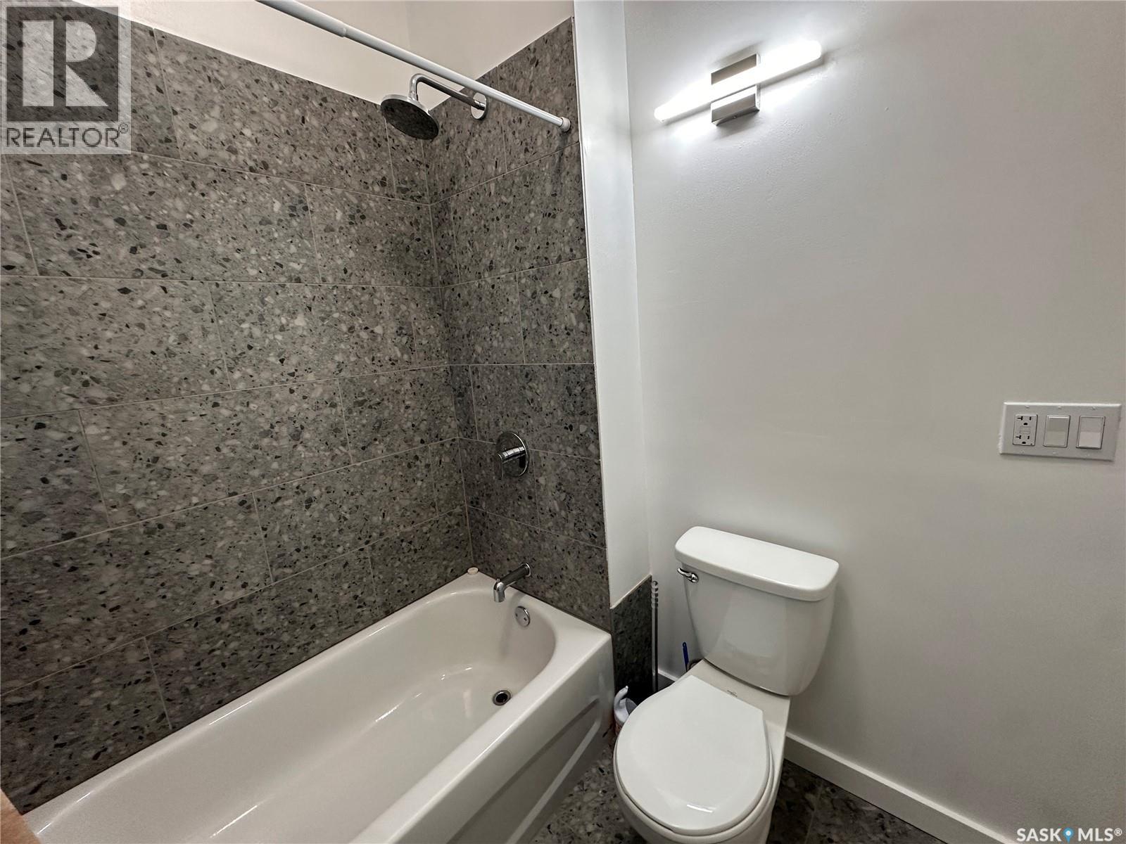 1917 Toronto STREET - 9