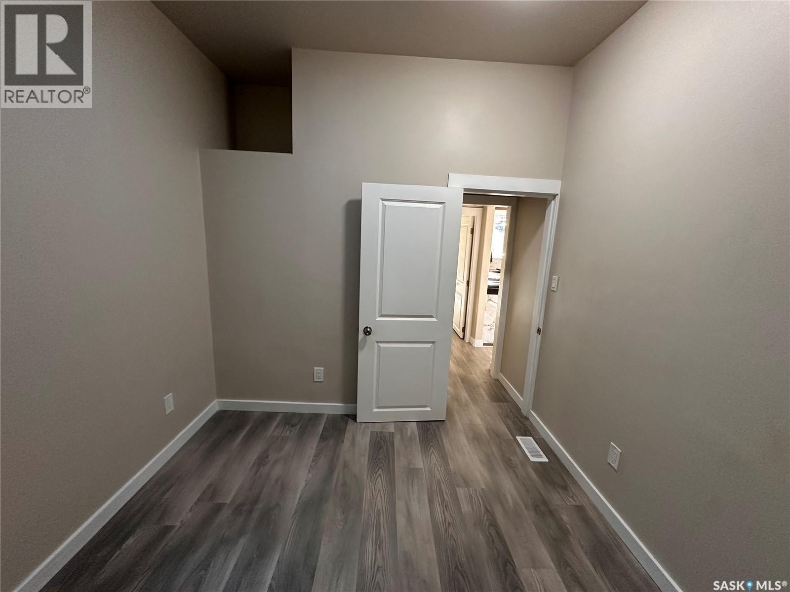 1917 Toronto STREET - 12