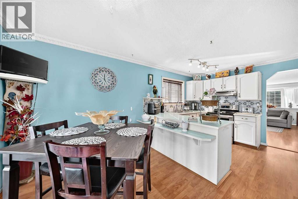 159 Fresno Place NE - 4