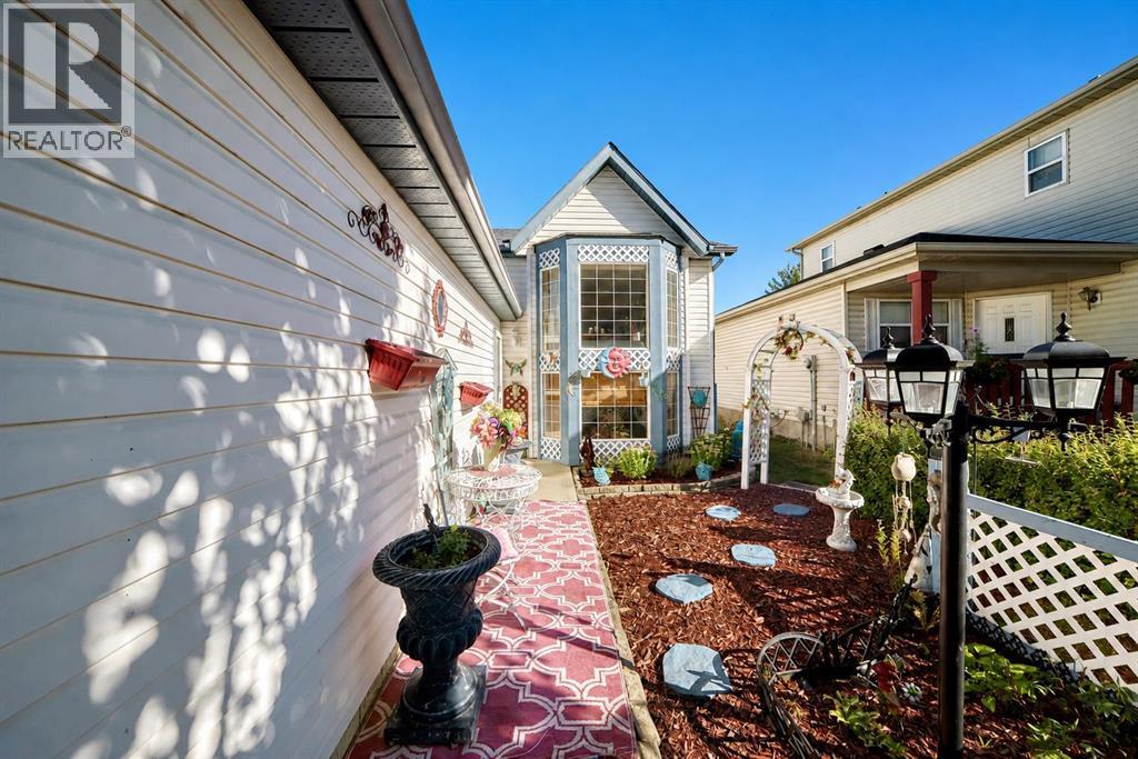 159 Fresno Place NE - 29