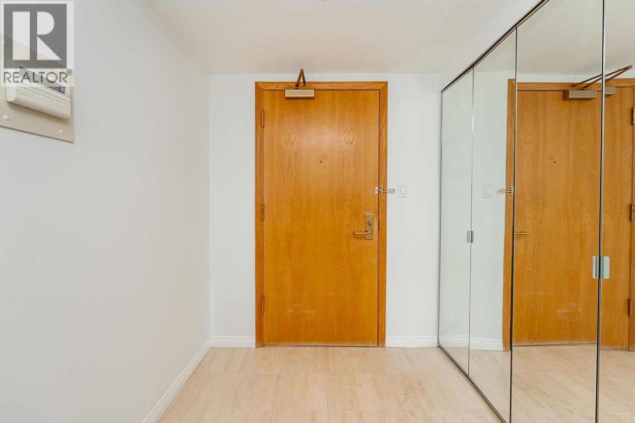 405 688 FAIRCHILD ROAD, Vancouver — photo 6