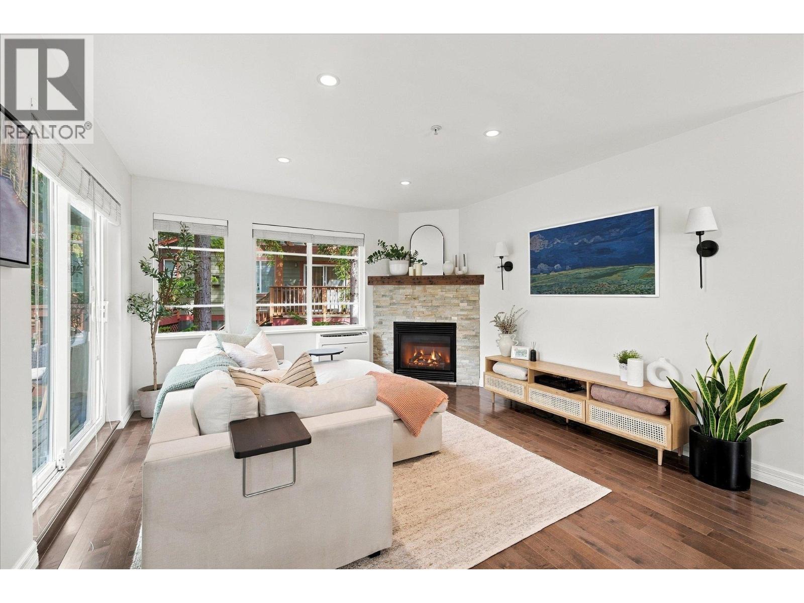 43 1450 VINE ROAD, Pemberton — photo 2