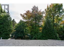 8328 Aspenwood Place, Burnaby, BC V5A3V3 Photo 22