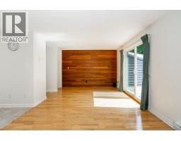 8328 Aspenwood Place, Burnaby, BC V5A3V3 Photo 8