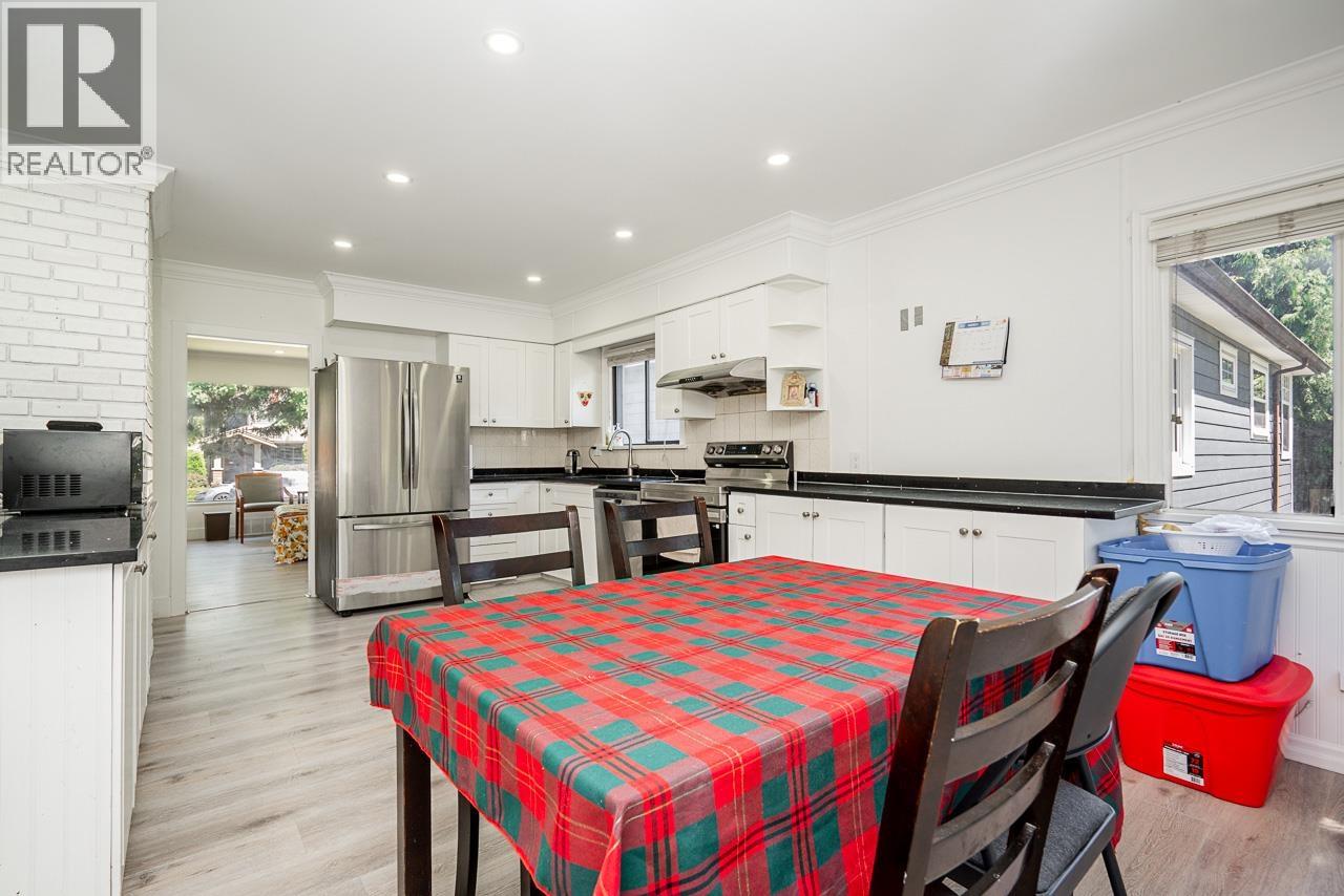 730 COLBORNE STREET, New Westminster — photo 5