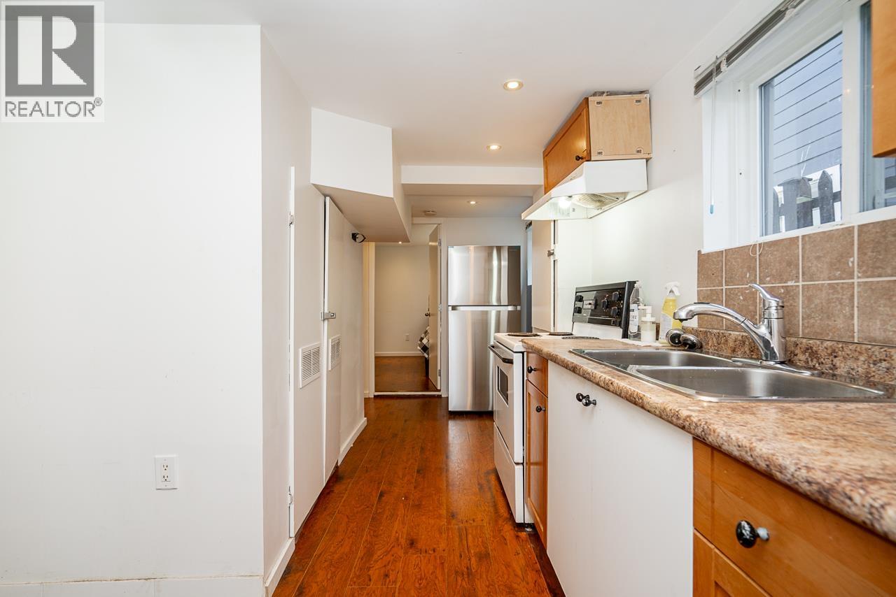 730 COLBORNE STREET, New Westminster — photo 8